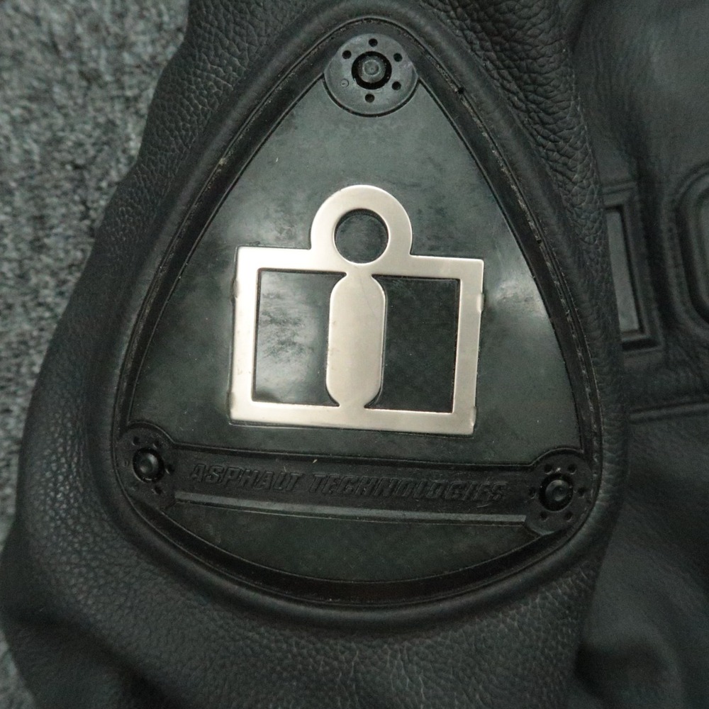 ICON Jacket Mens Large Black Leather Accelerant Moto Padded Quilt Lined Biker - Picture 7 of 15
